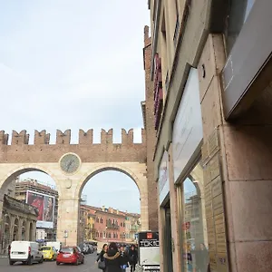 Ganna , Verona Italia