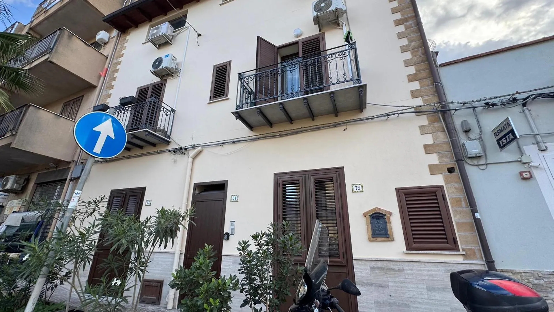 Apartamento A Casa Di Ste - Vicino Aeroporto Falcone Borsellino Carini